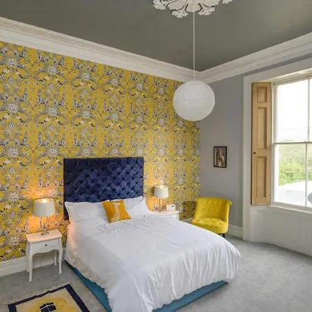 Gorgeous Apartment Seconds From Seafront Clevedon Exterior photo