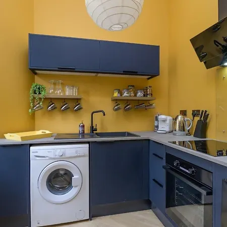 Gorgeous Apartment Seconds From Seafront Clevedon Exterior photo