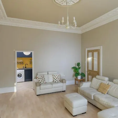 Gorgeous Apartment Seconds From Seafront Clevedon Exterior photo